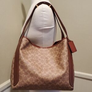 Like NEW Coach Hadley Hobo Bag In Signature Canvas